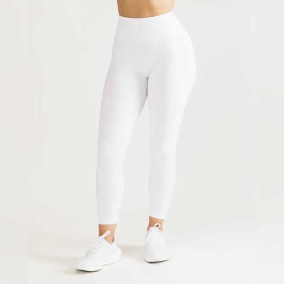 White Pulse Surge Legging - Picture 3 of 9